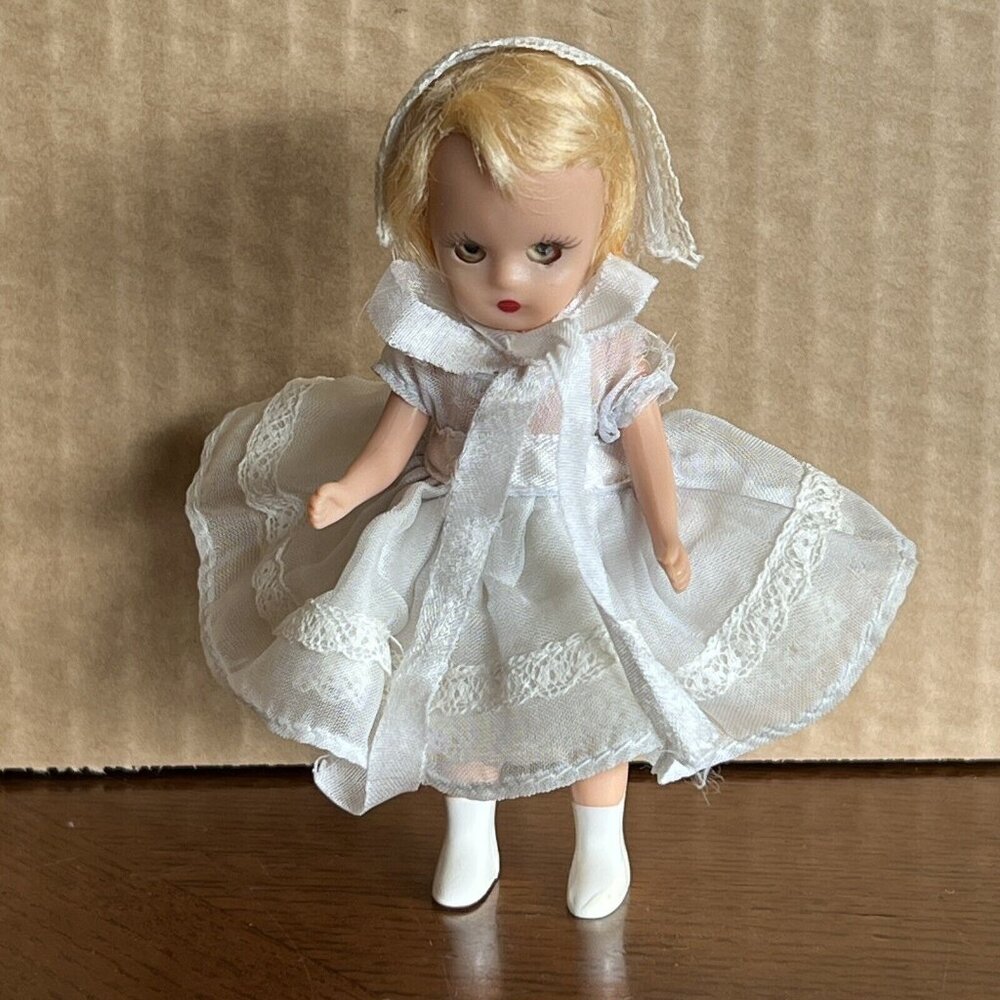 Nancy Ann Story Book Doll Blue Dress Hat Short Blonde Hair 4 1/2"